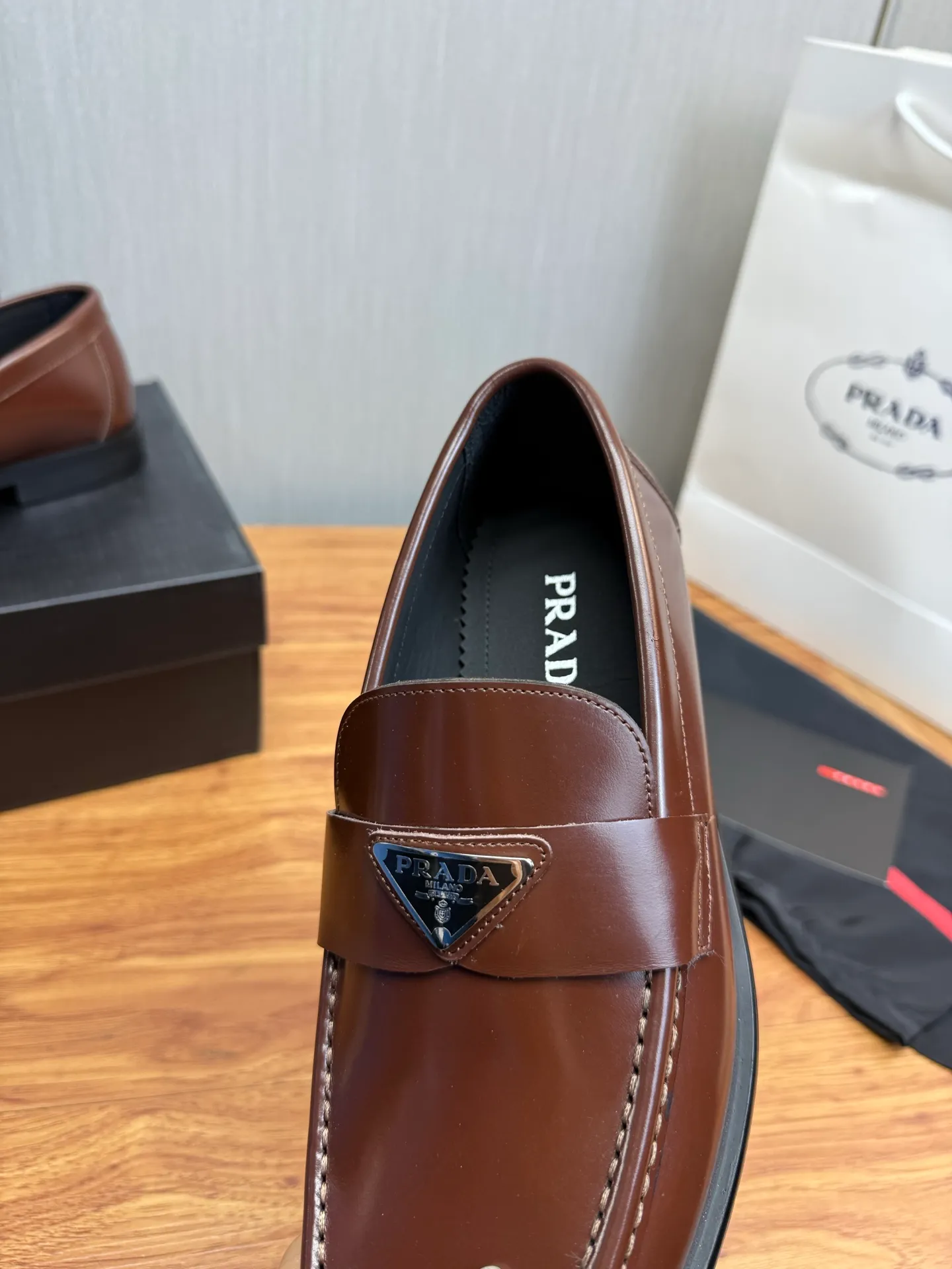 Factory price 580💰 ＰＲＡＤＡPrada. Men's business casual leather shoes, luxurious and noble👞All imported original brand leather materials, just to create a more comfortable wearing experience, upper: original cowhide. Frosted cowhide➕Imported full cowhide, original outsole✔️36-45 (45 non-returnable)